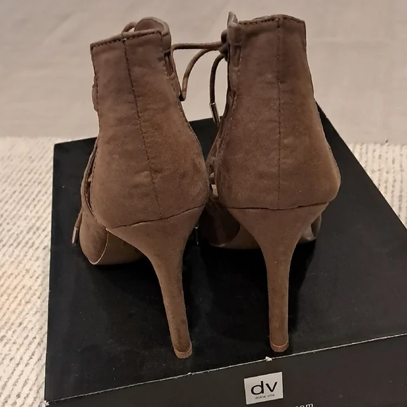 DV by Dolce Vita Lace-Up Suede Brown Heels Size 8 - Picture 2 of 12